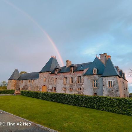 Domaine Du Manoir De Vains Hotell Exteriör bild