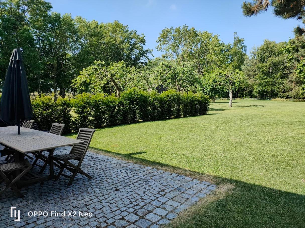 Domaine Du Manoir De Vains Hotell Exteriör bild