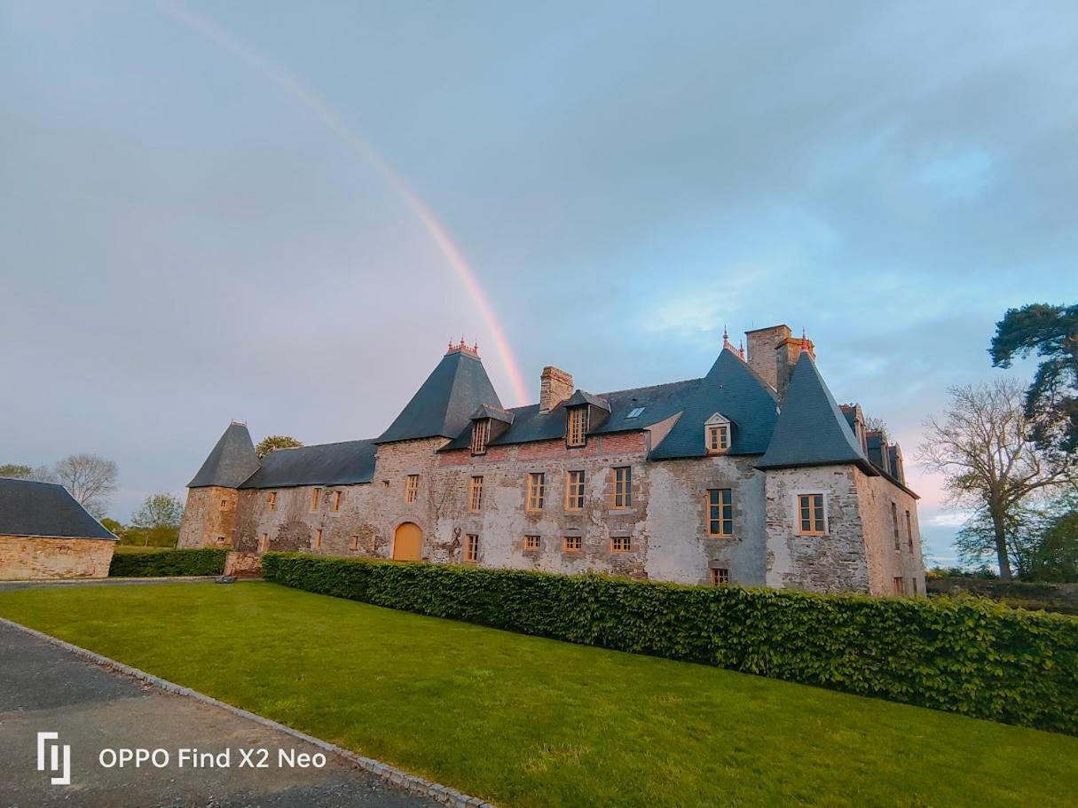 Domaine Du Manoir De Vains Hotell Exteriör bild